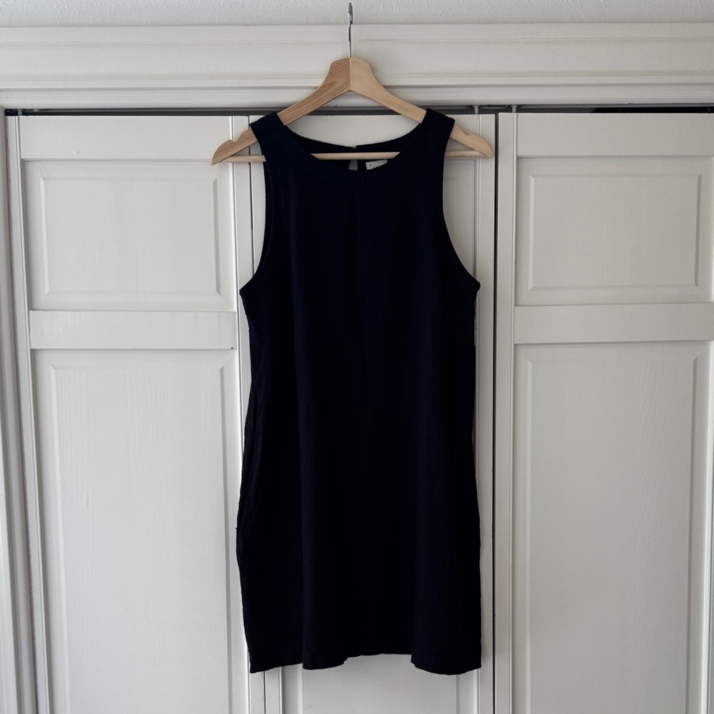 a new day Black Sleeveless Linen Shift Dress